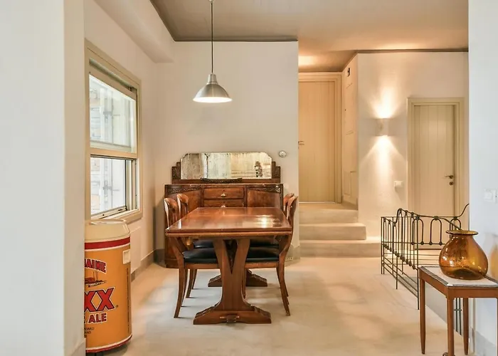 別荘 Villa Otzias *